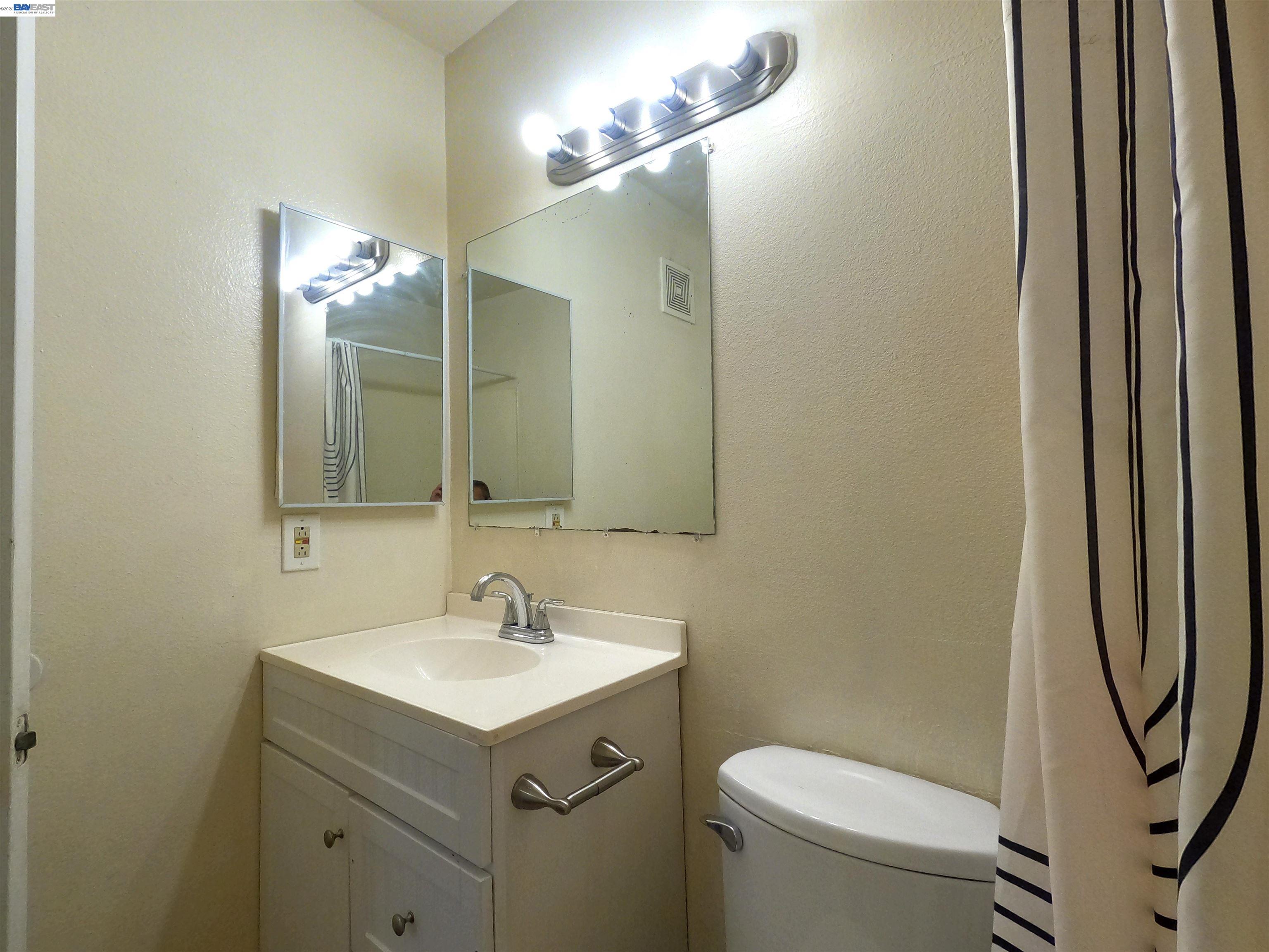 1566 Pine Ave # 103A
