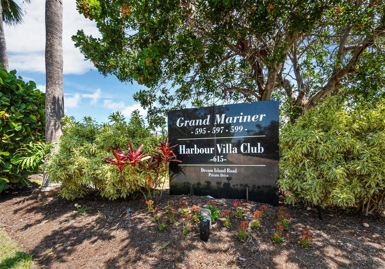 615 DREAM ISLAND RD #210