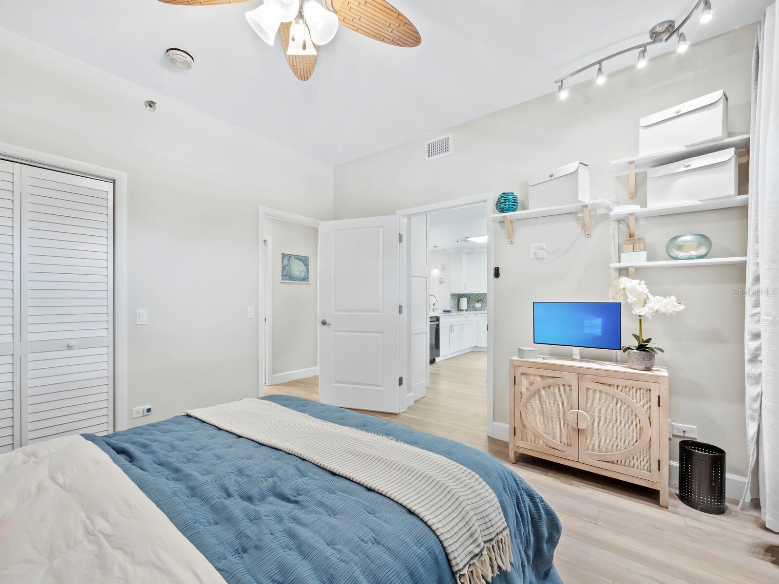 615 DREAM ISLAND RD #210