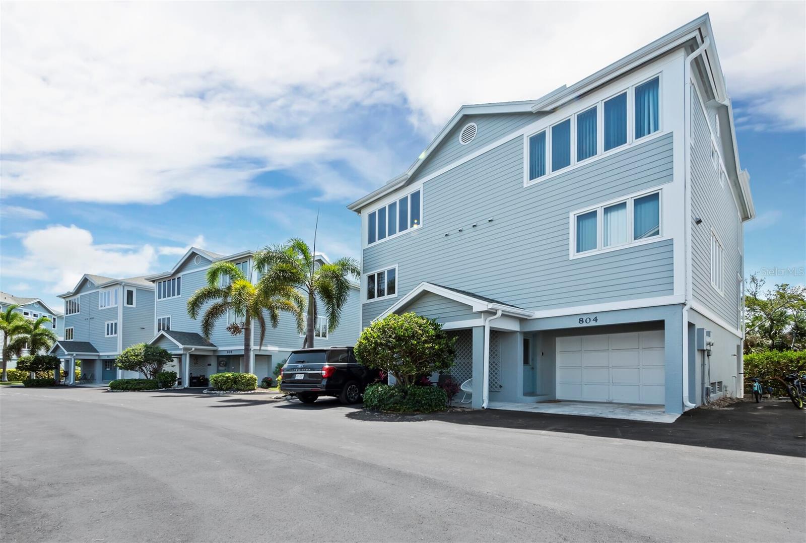 804 EVERGREEN WAY