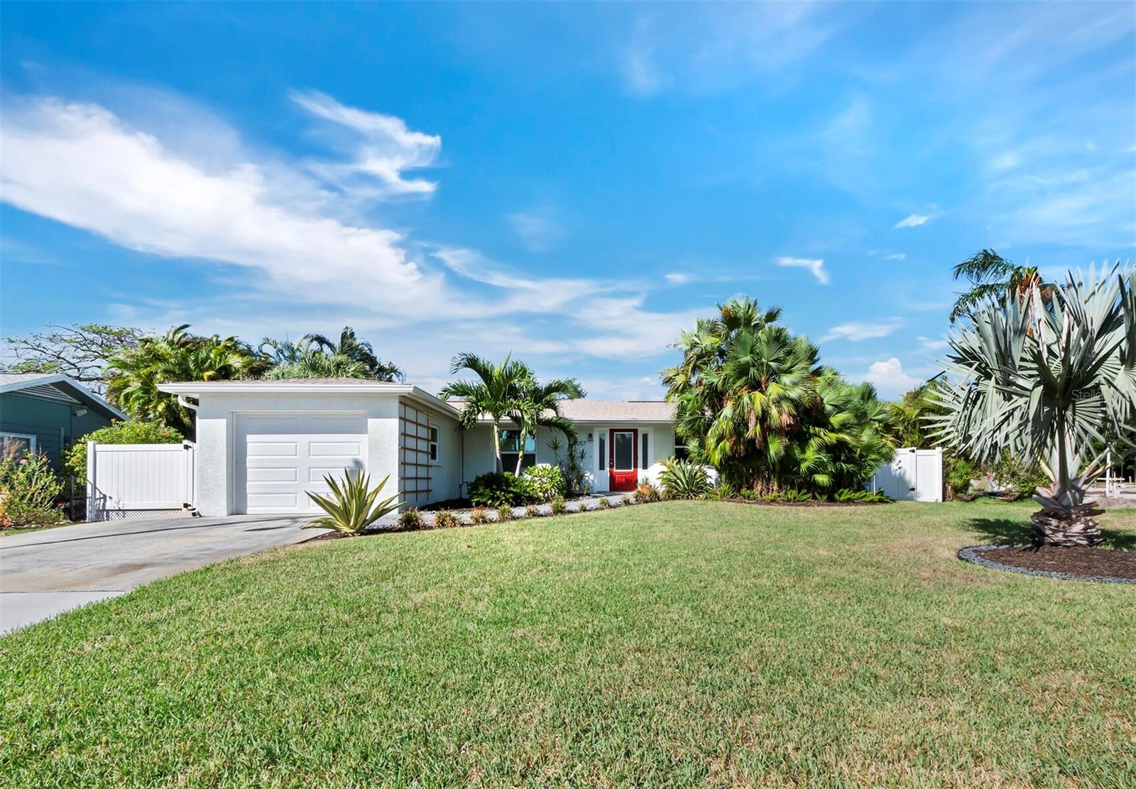 7057 LONGBOAT DR N