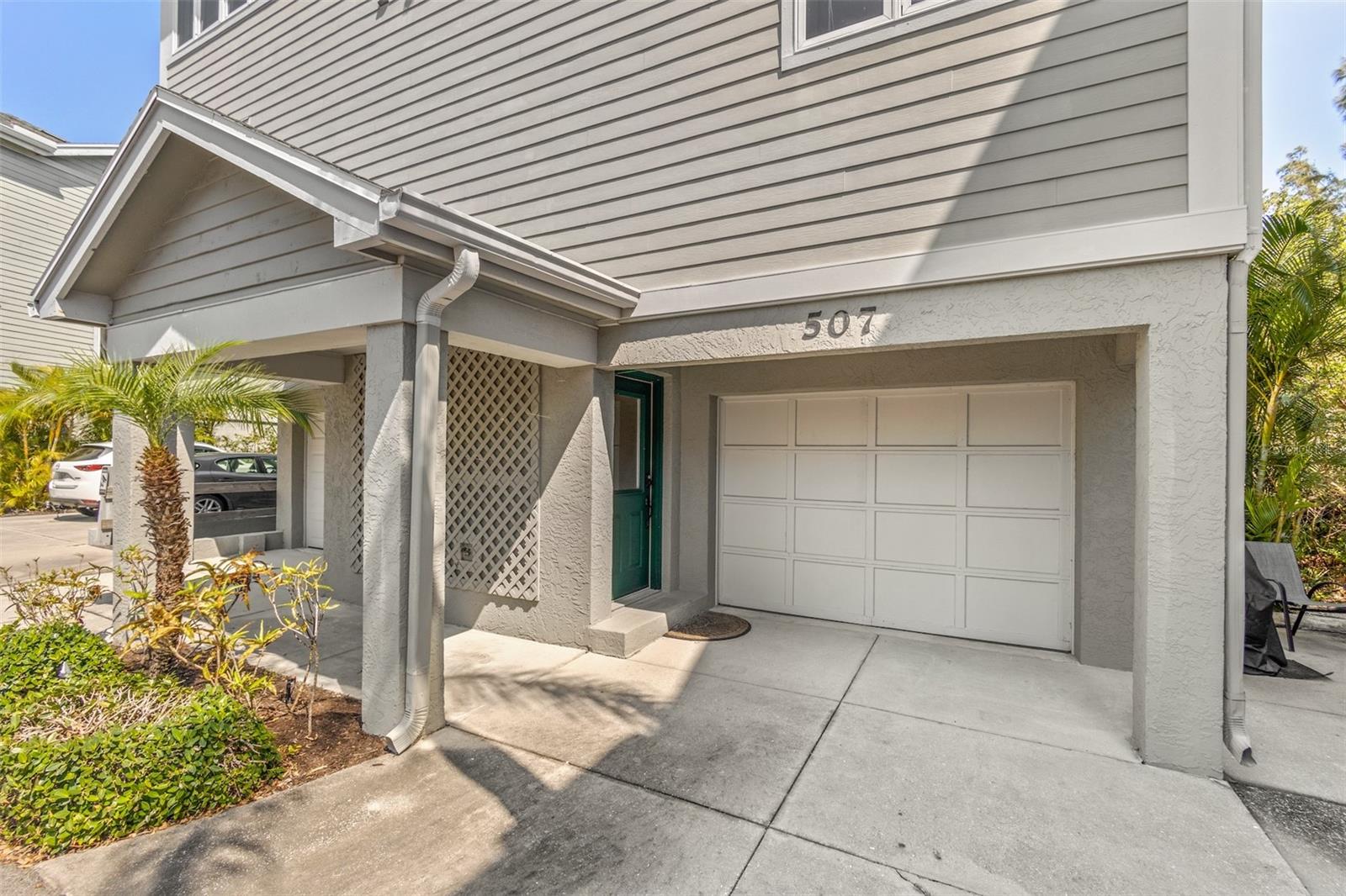 507 FOREST WAY