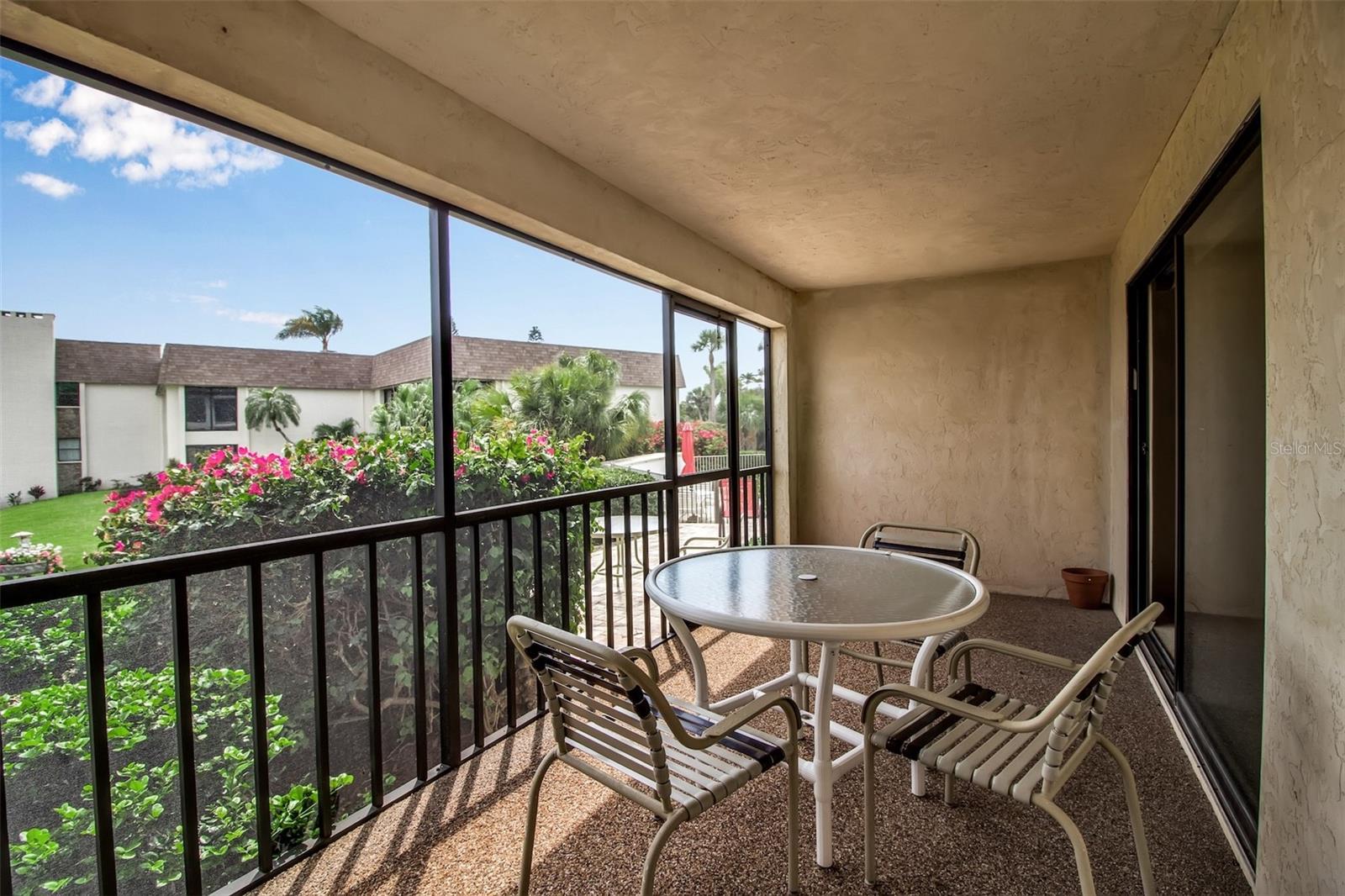 5220 GULF OF MEXICO DR #103