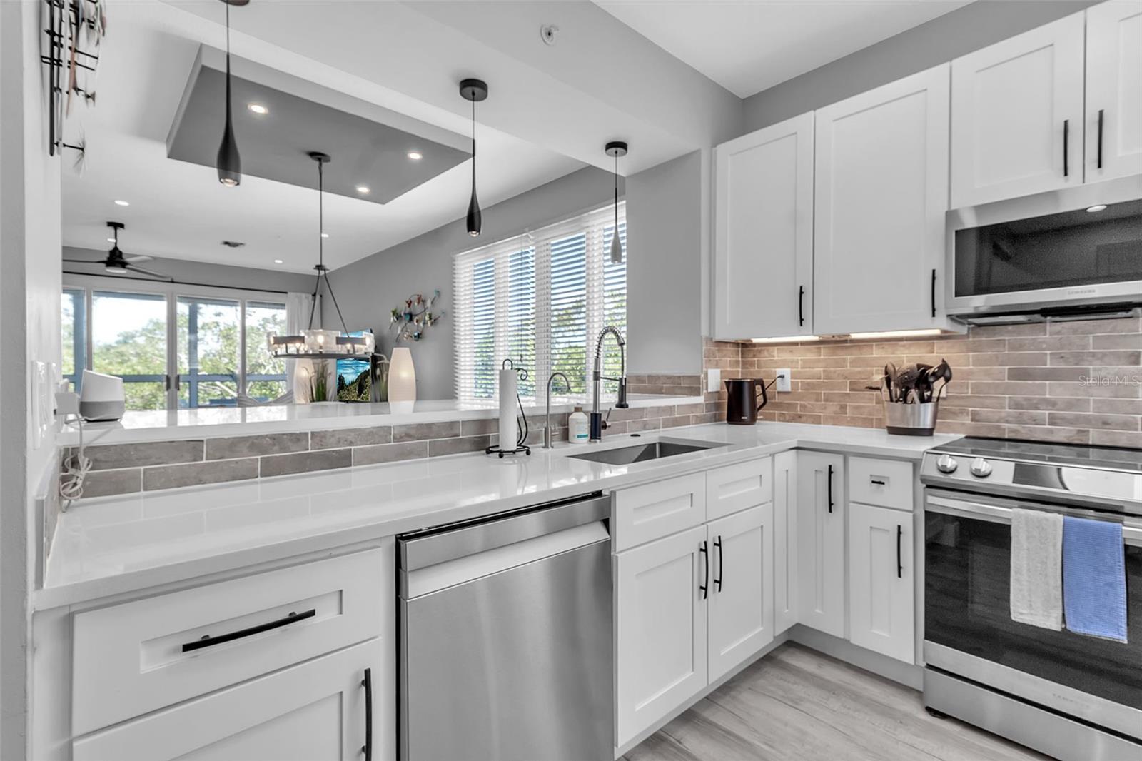860 EVERGREEN WAY