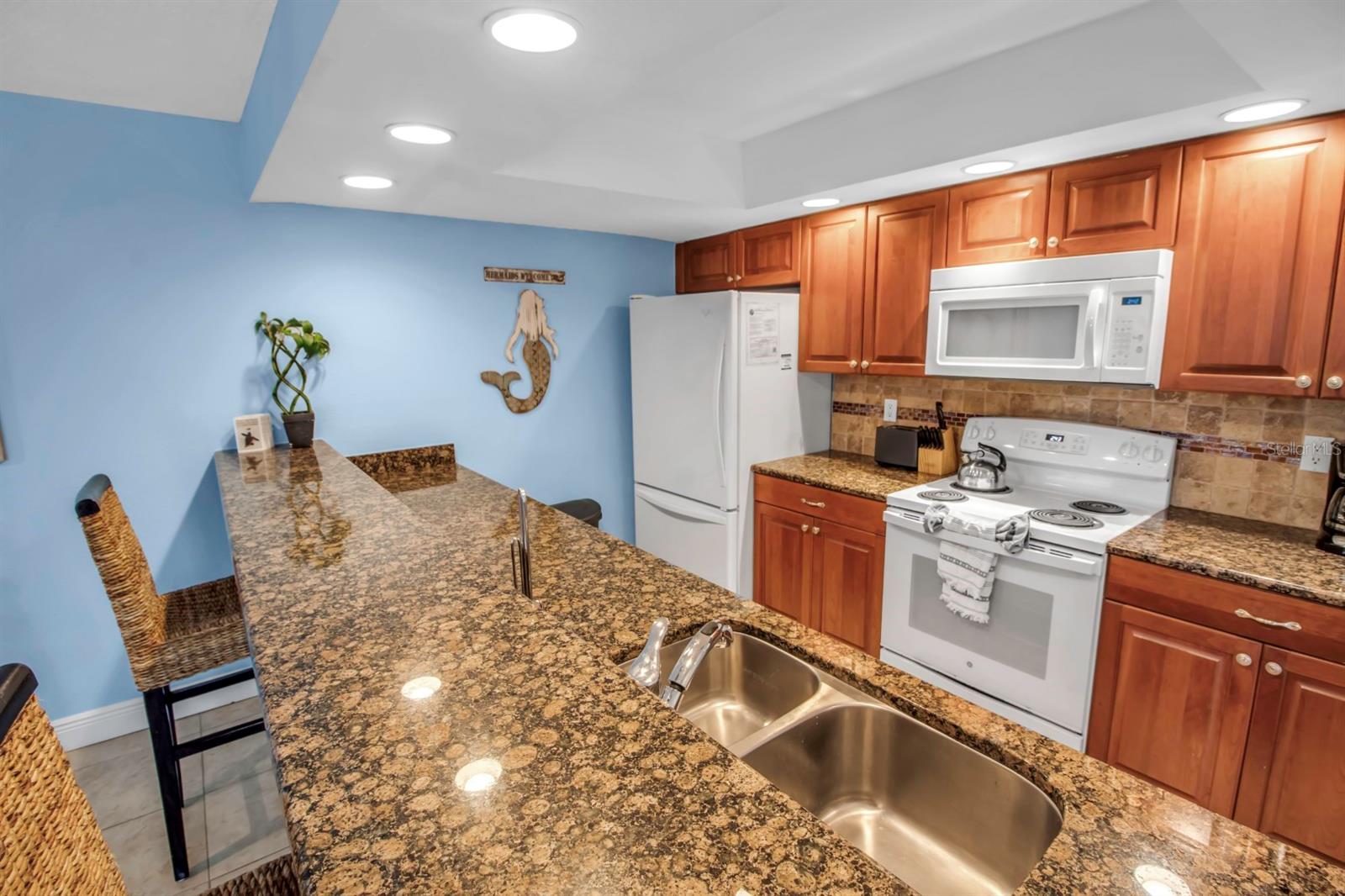 5311 GULF OF MEXICO DR #6