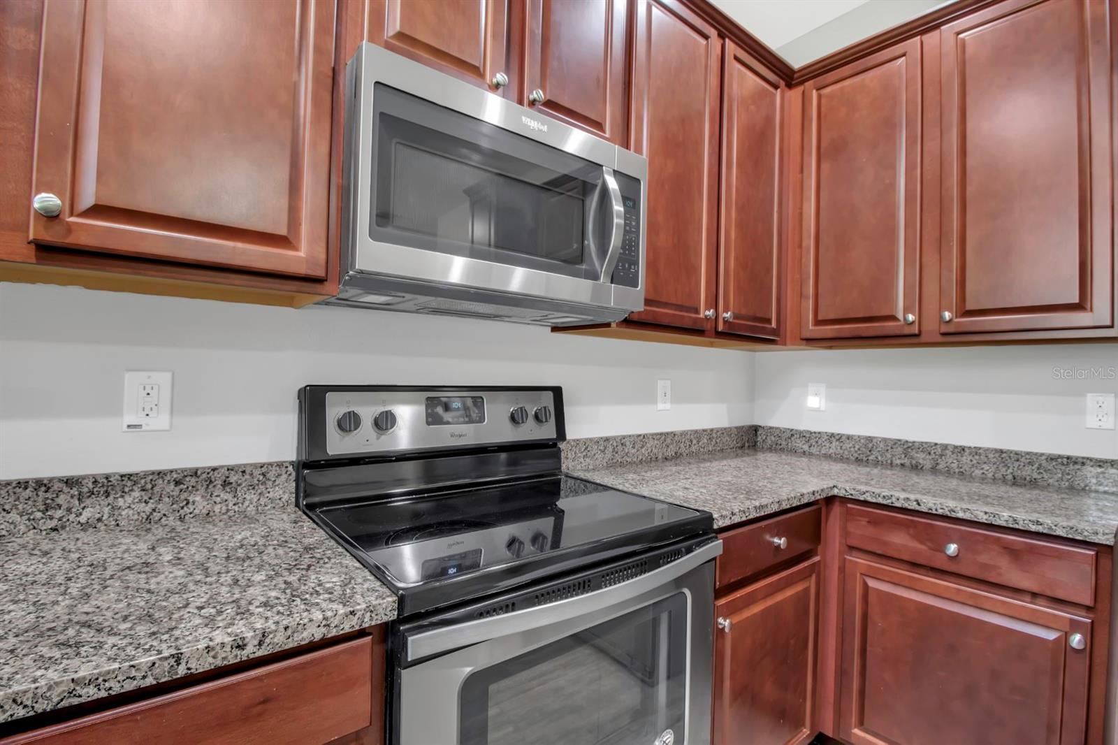 12443 TRAILHEAD DR