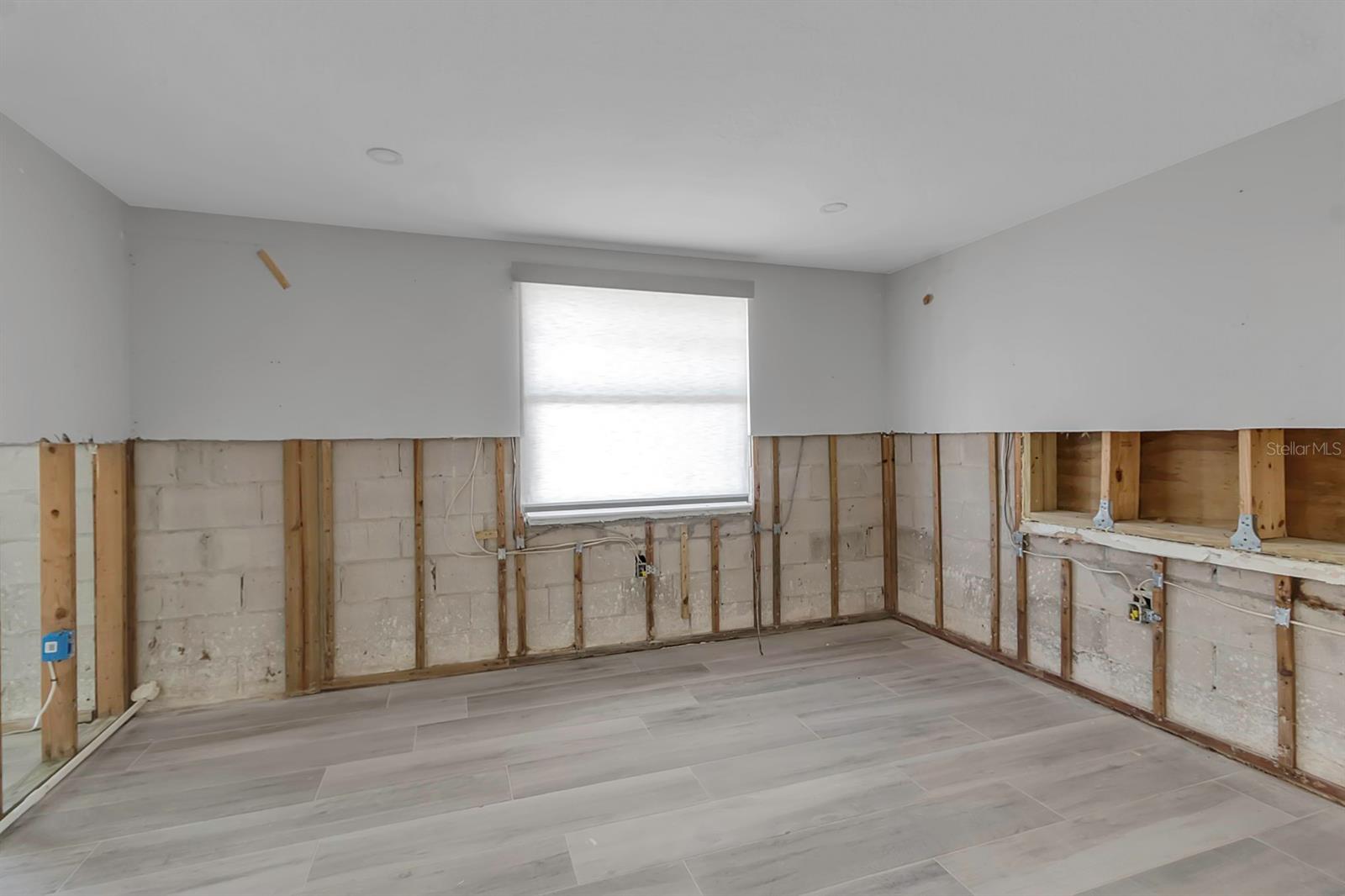 765 SAINT JUDES DR N