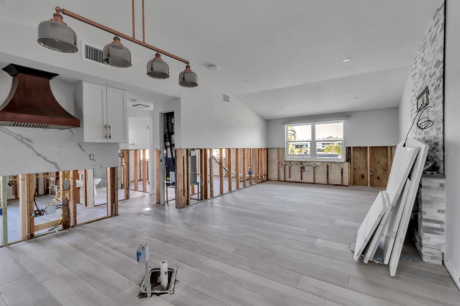 765 SAINT JUDES DR N