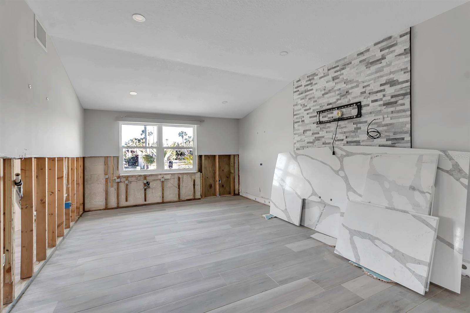 765 SAINT JUDES DR N