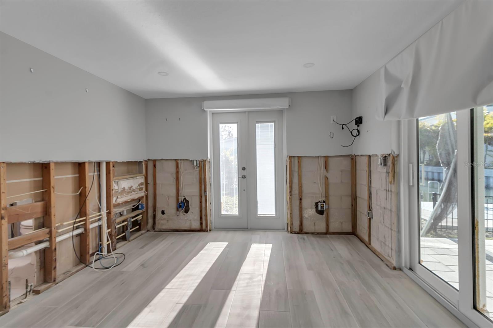 765 SAINT JUDES DR N