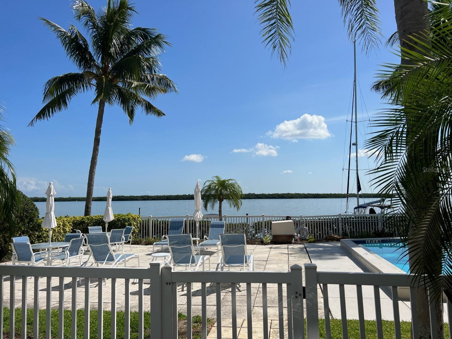 615 DREAM ISLAND PL #105