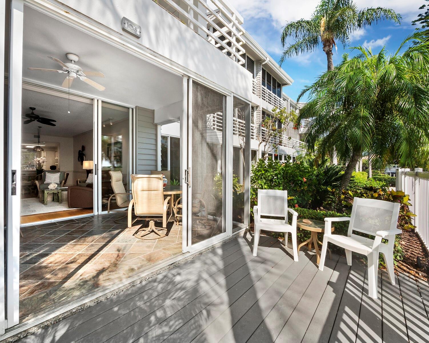 615 DREAM ISLAND PL #105