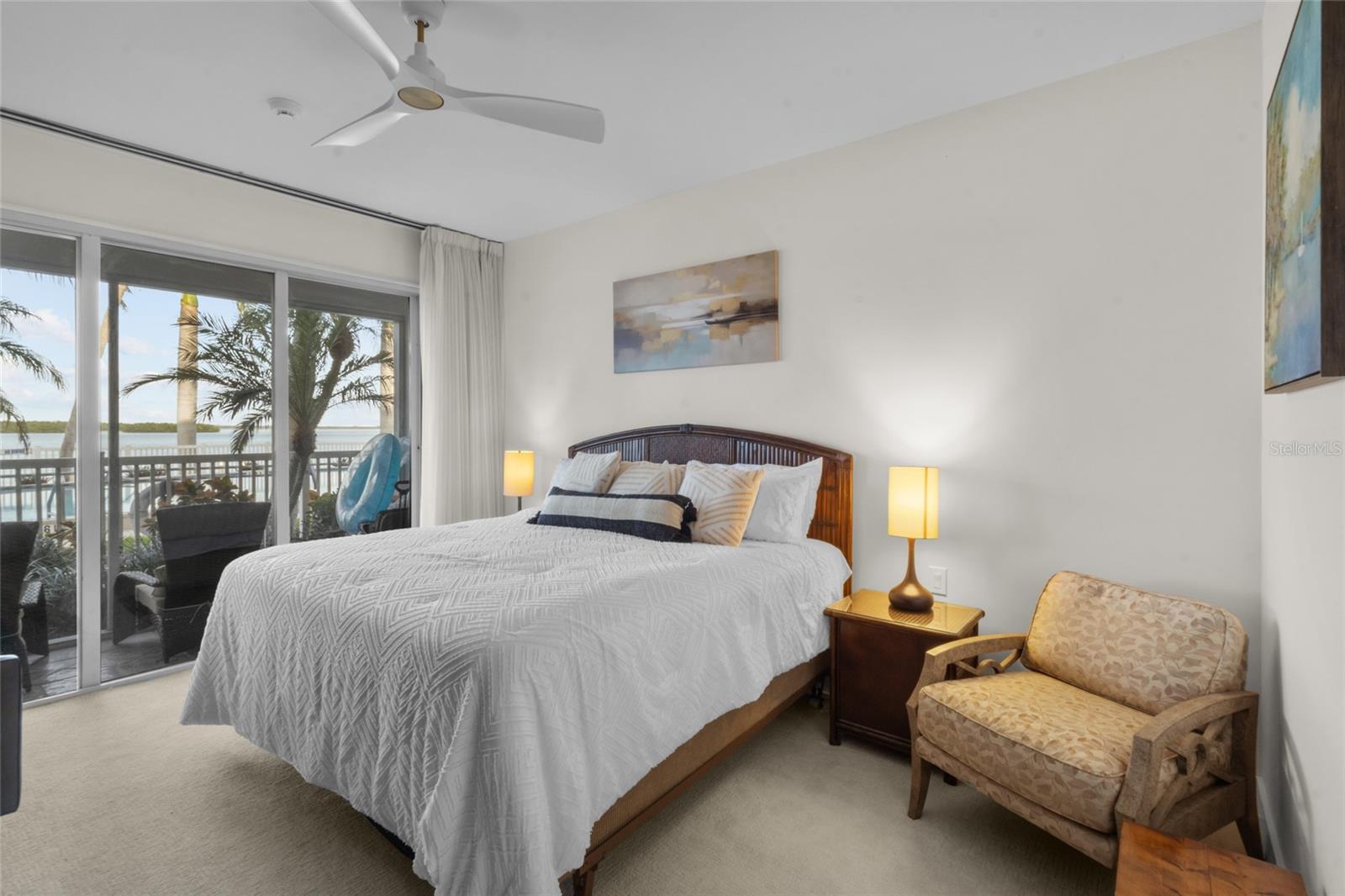 615 DREAM ISLAND PL #105