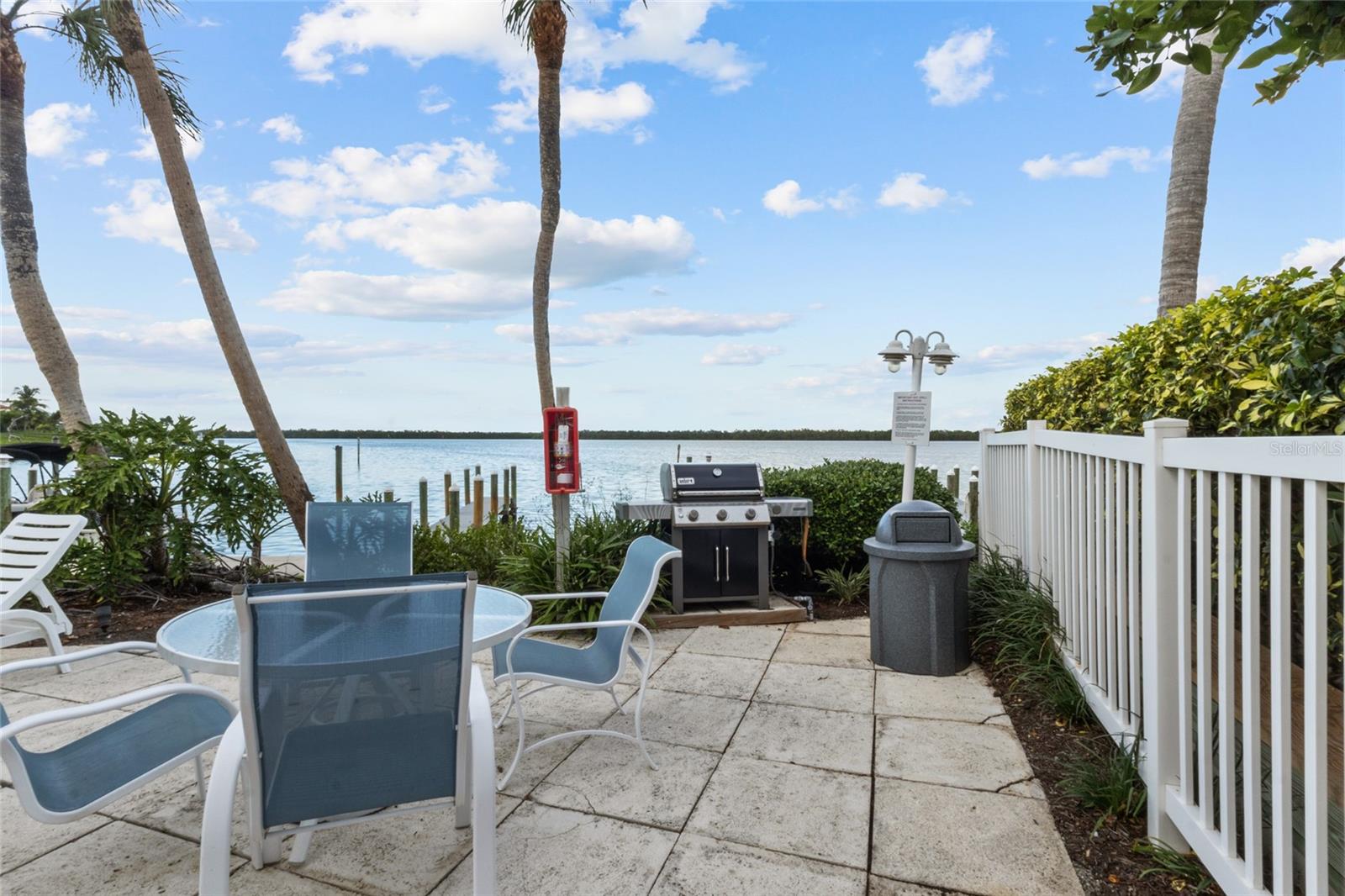 615 DREAM ISLAND PL #105