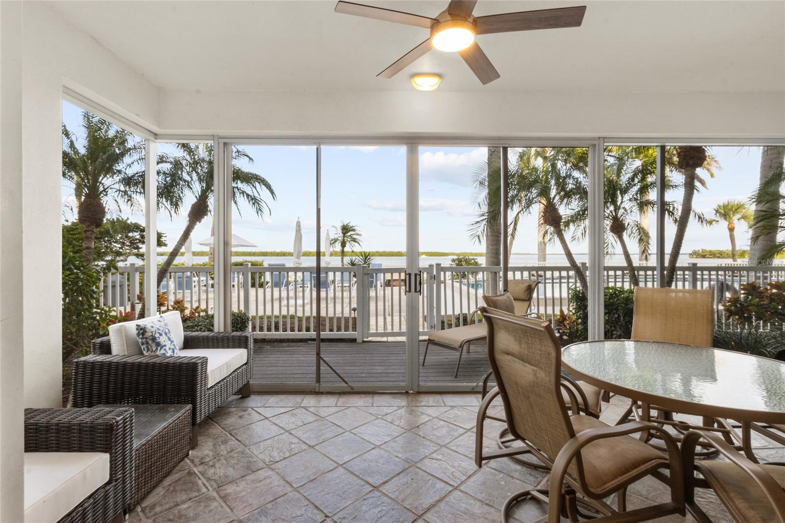 615 DREAM ISLAND PL #105