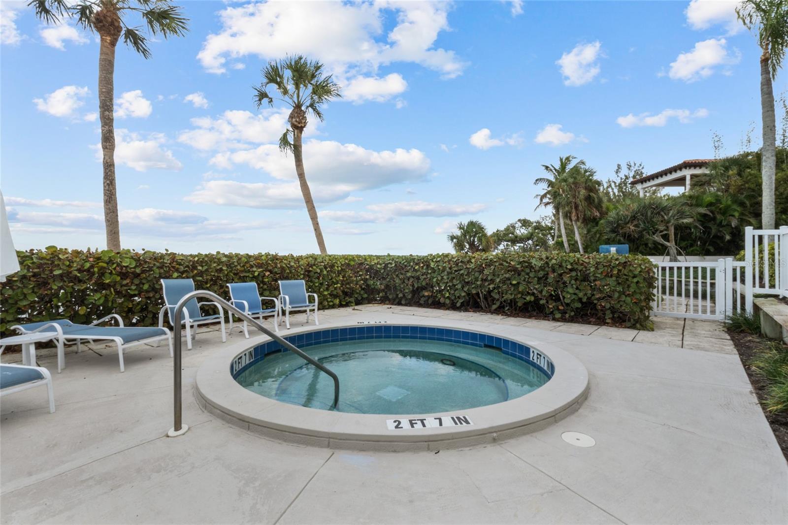 615 DREAM ISLAND PL #105