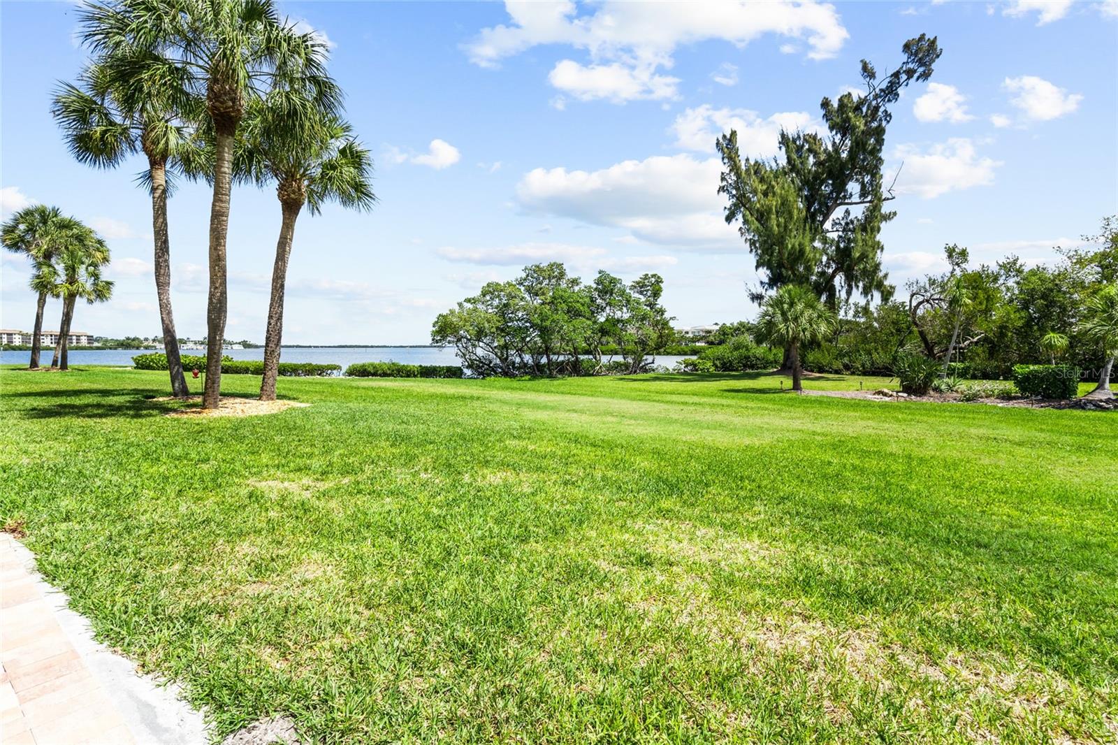 3330 GULF OF MEXICO DR #107D