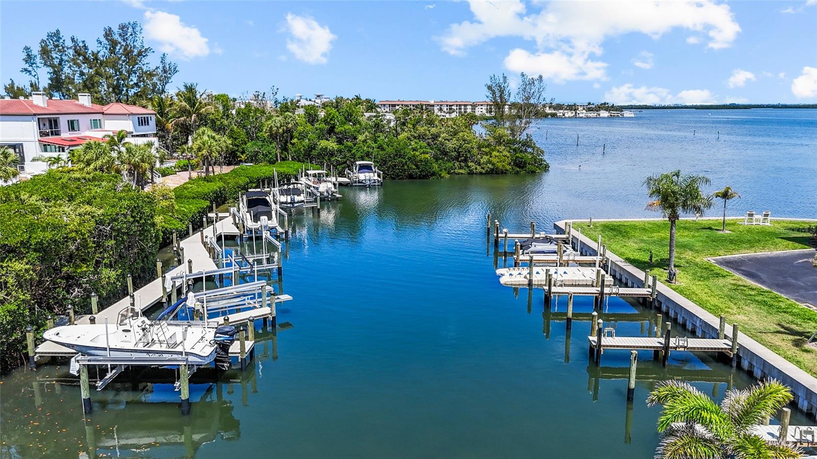 3330 GULF OF MEXICO DR #107D