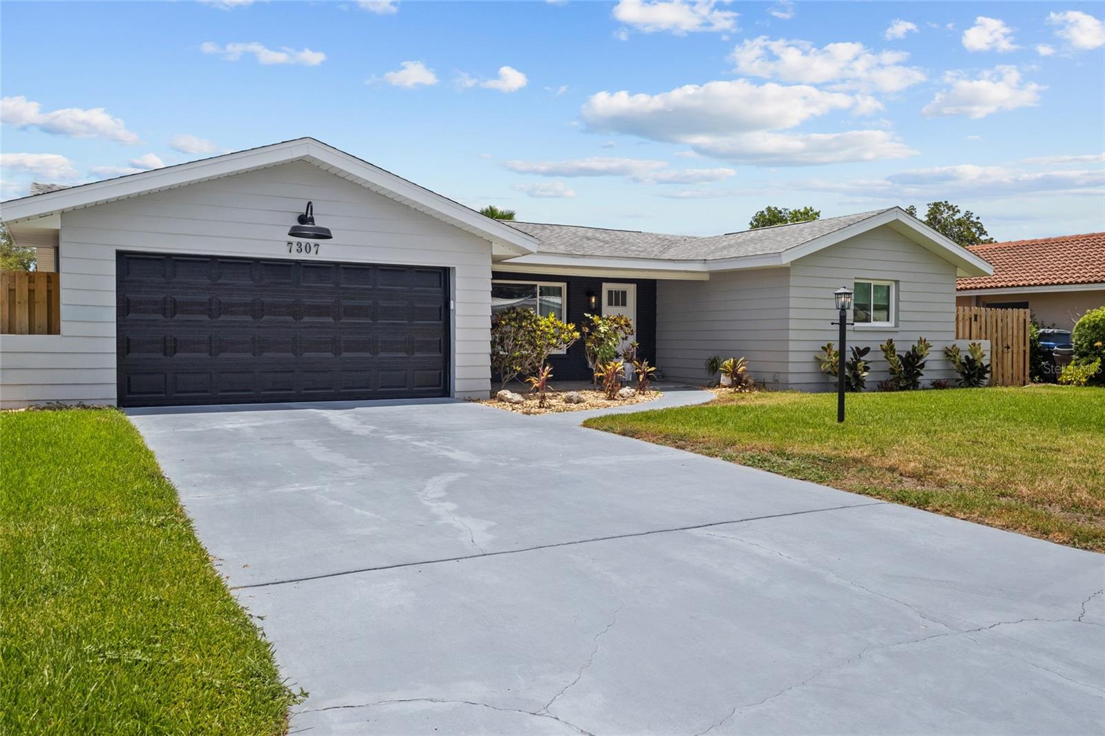 7307 14TH AVE W