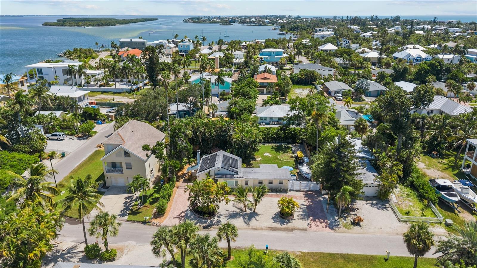 760 LONGBOAT CT