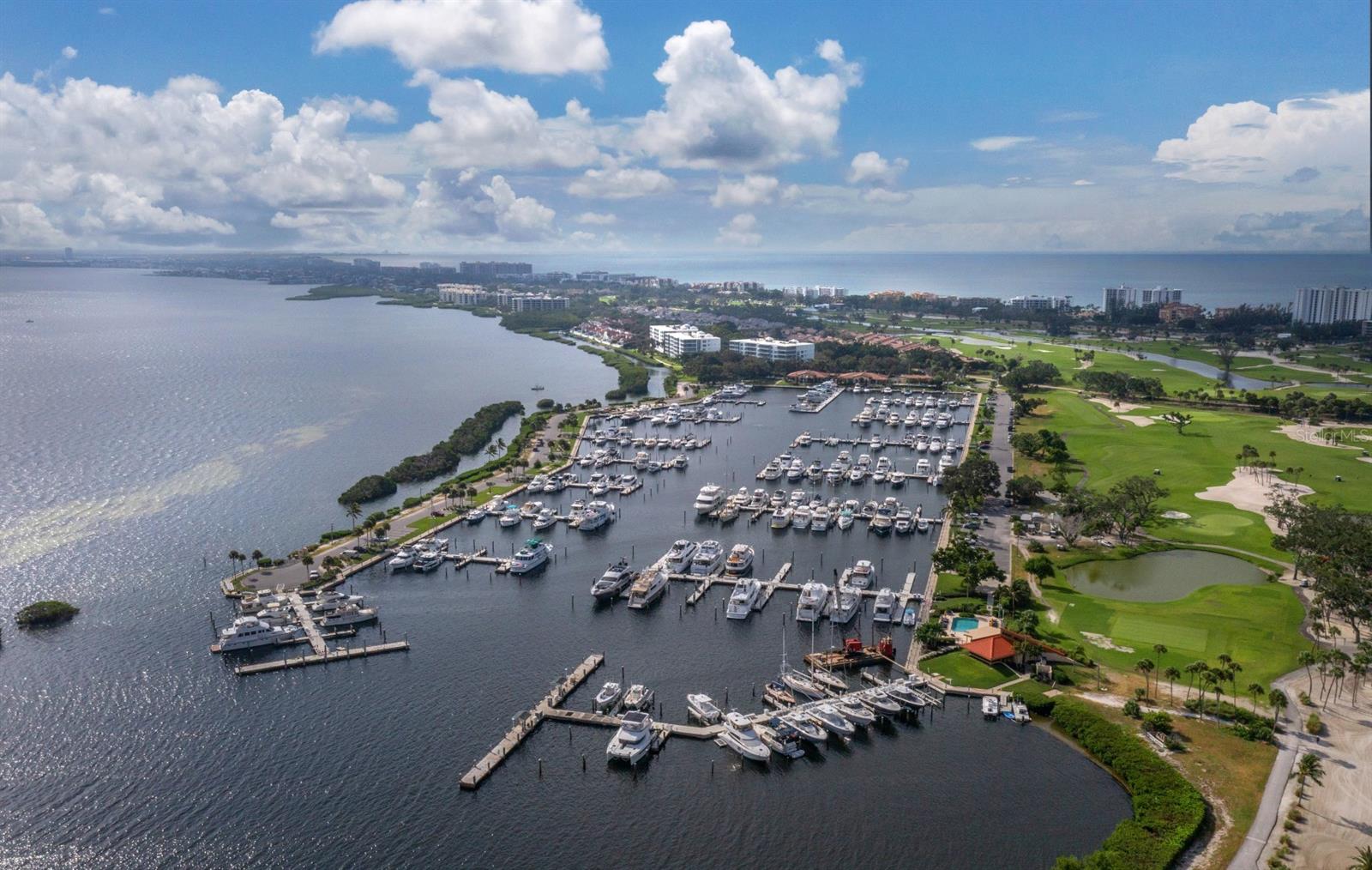 2800 HARBOURSIDE DR #E06