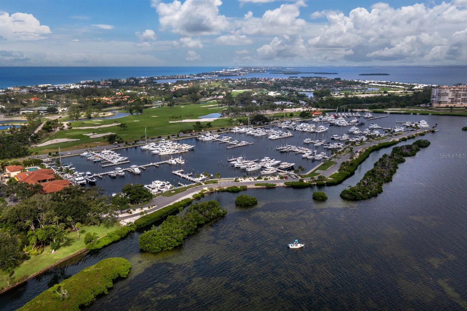 2800 HARBOURSIDE DR #E06
