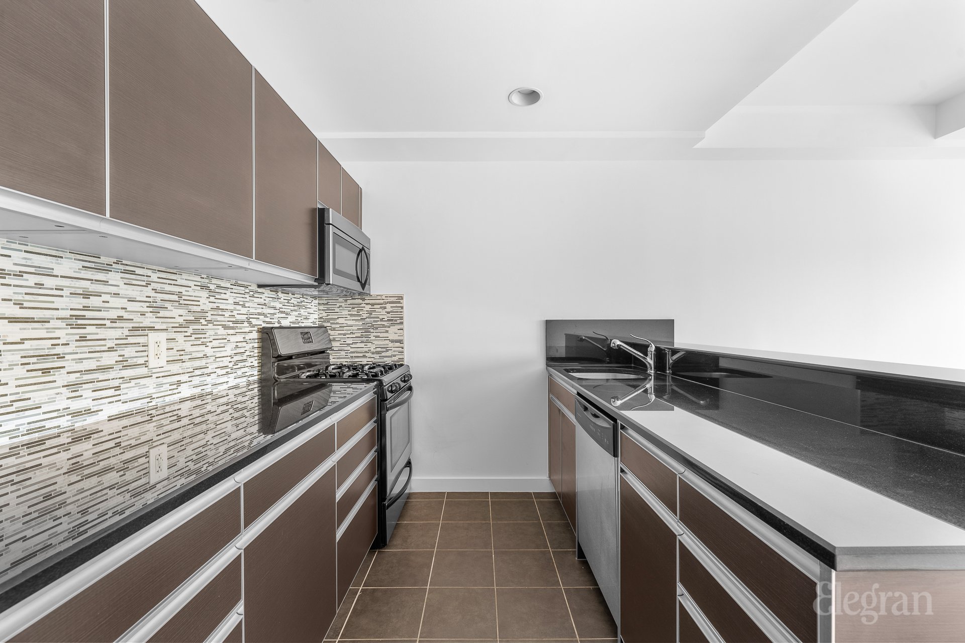 143-20 Hoover Avenue 508