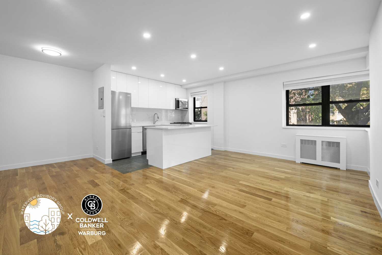 25-10 31ST Avenue 2M