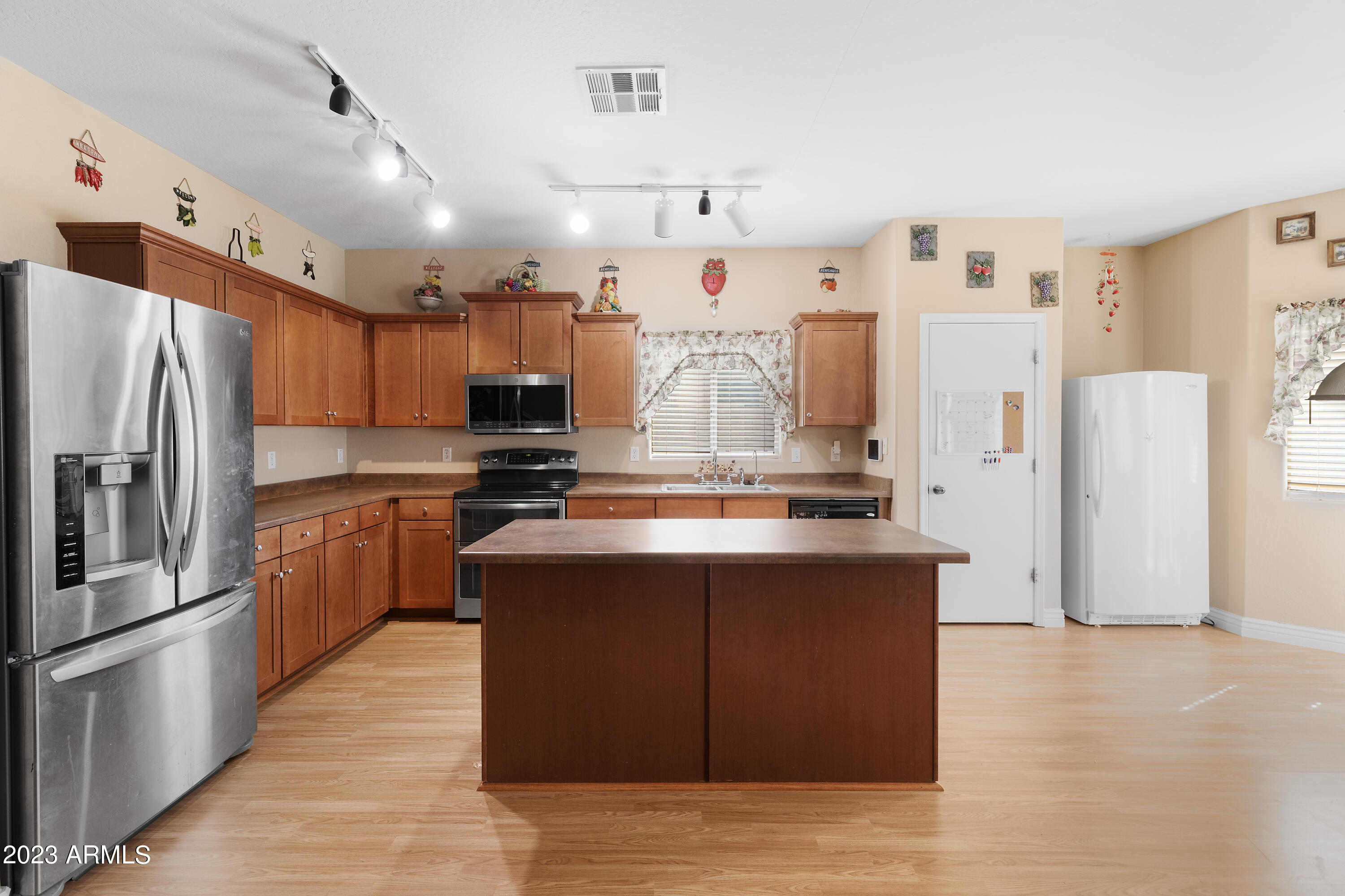 36417 W COSTA BLANCA Drive