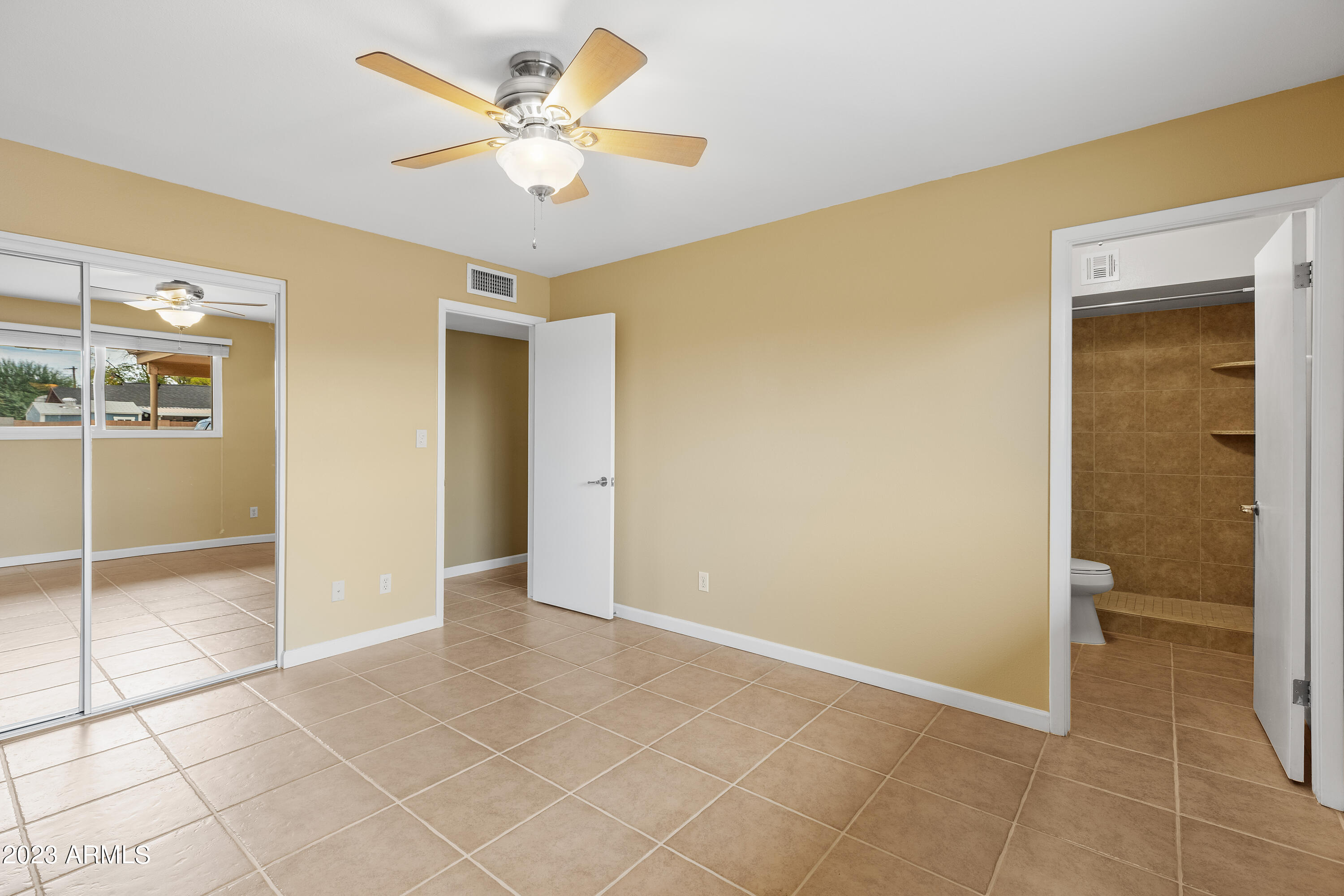 4869 N GRANITE REEF Road