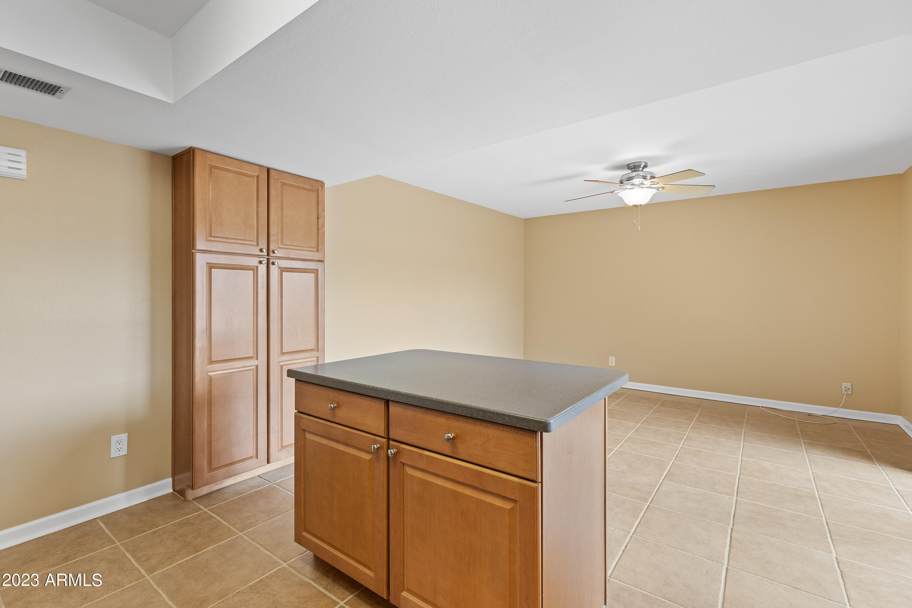 4869 N GRANITE REEF Road