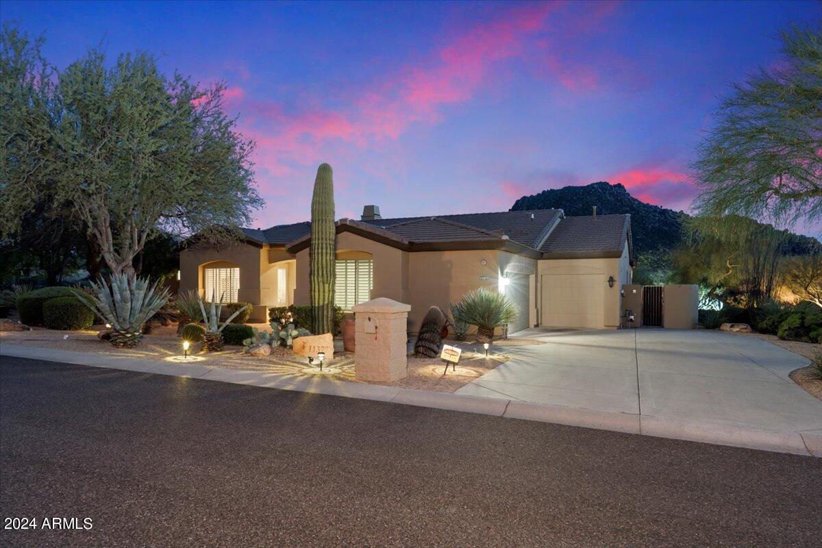 11377 E CAVEDALE Drive