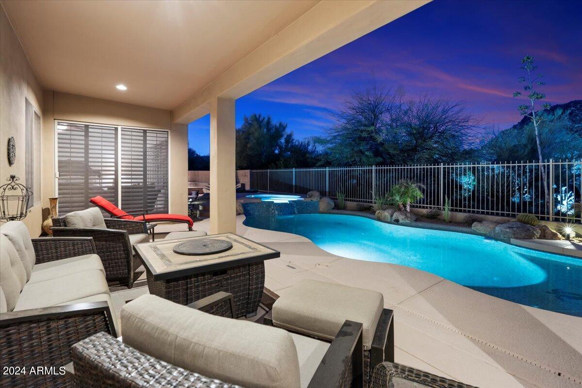 11377 E CAVEDALE Drive