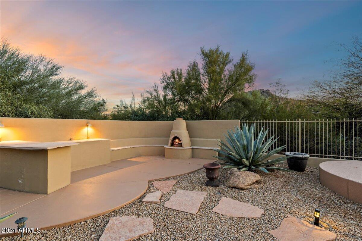 11377 E CAVEDALE Drive