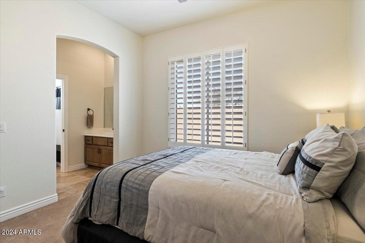 11377 E CAVEDALE Drive