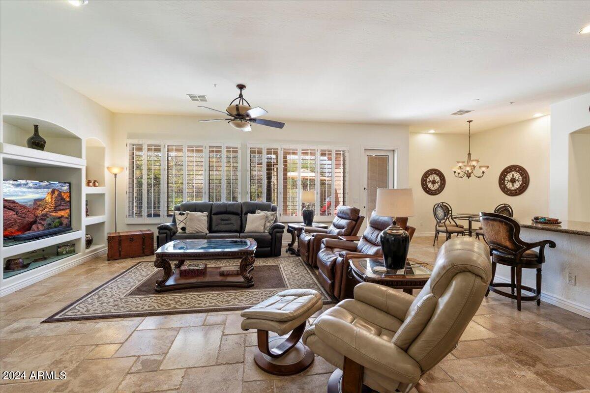 11377 E CAVEDALE Drive