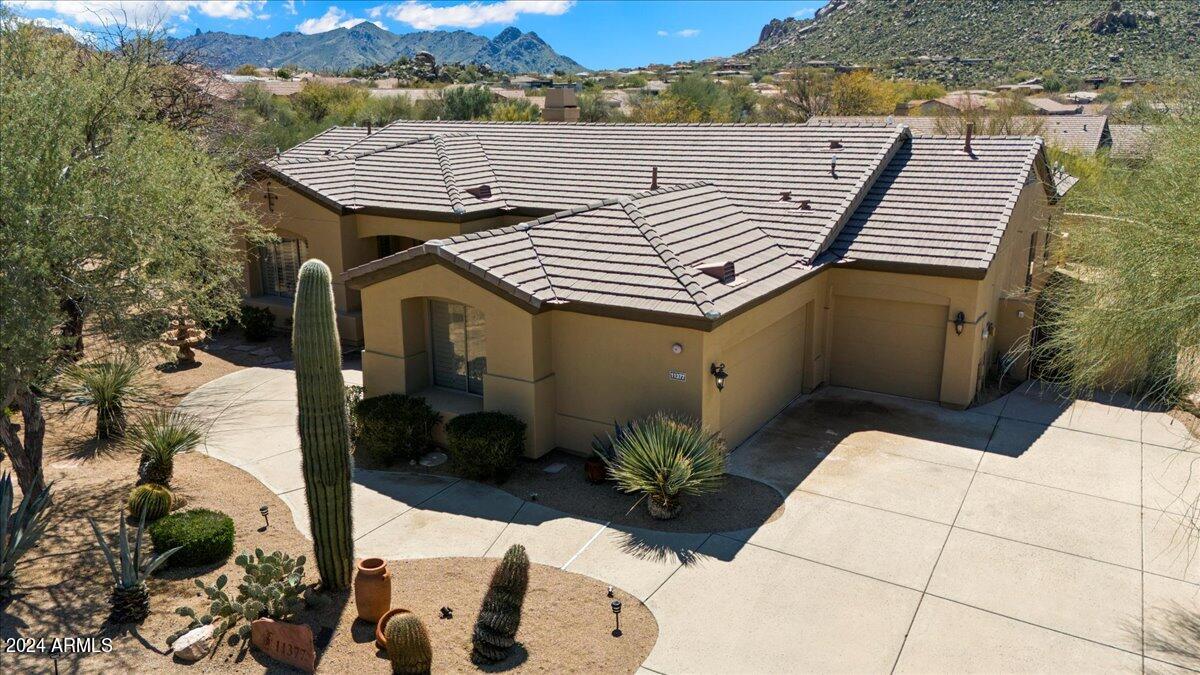 11377 E CAVEDALE Drive