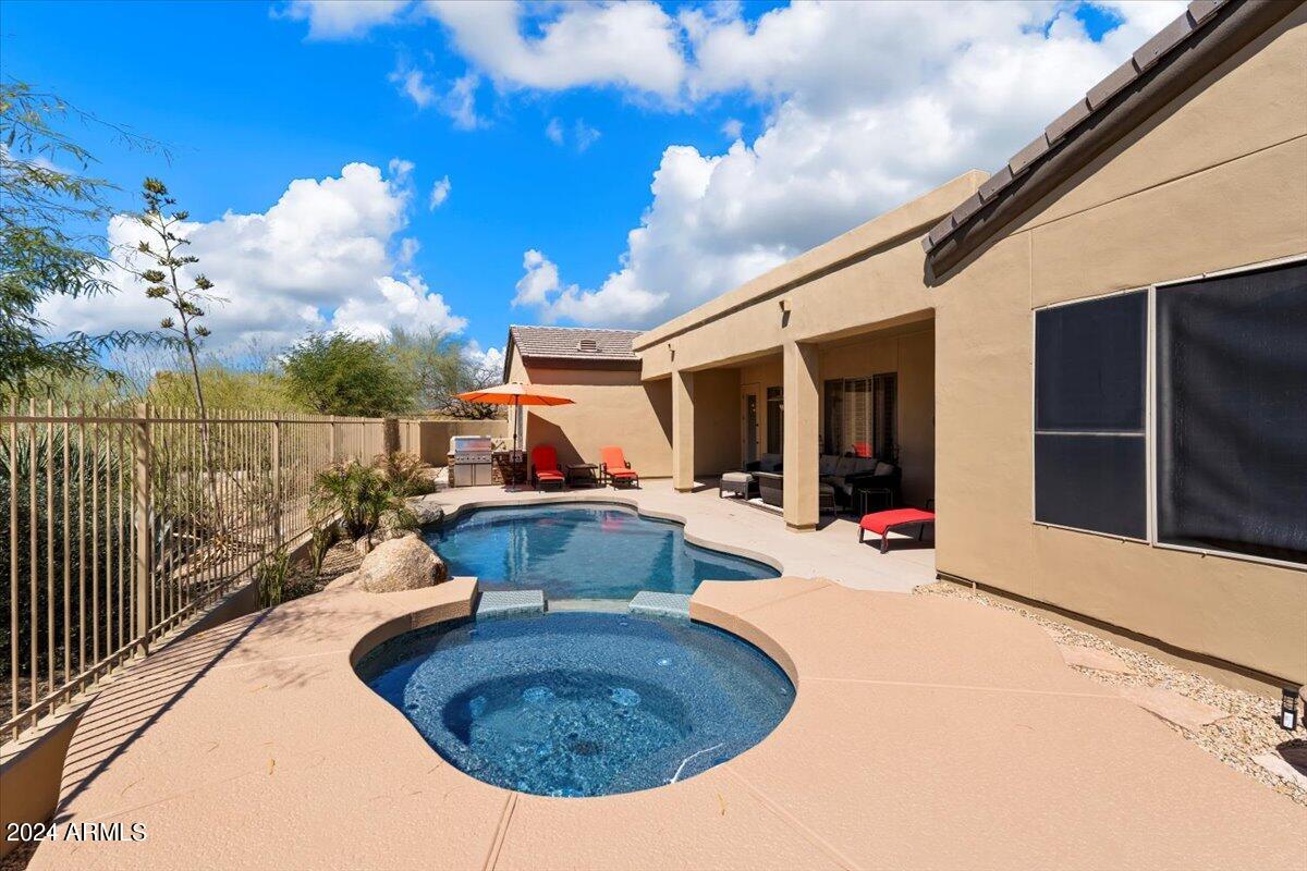 11377 E CAVEDALE Drive