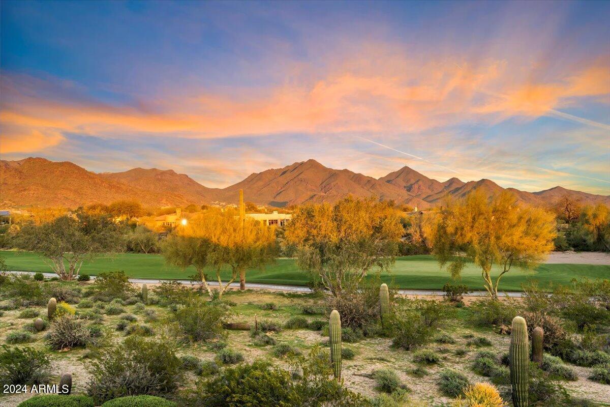 9290 E THOMPSON PEAK Parkway # 402