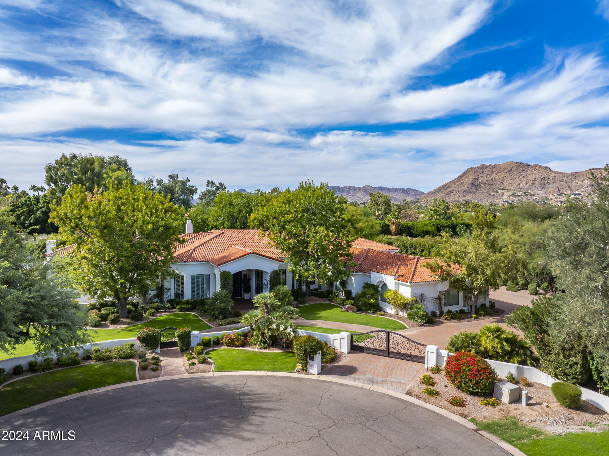 6018 N SAGUARO Road