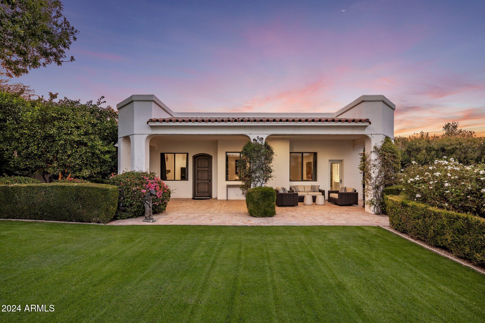 6018 N SAGUARO Road