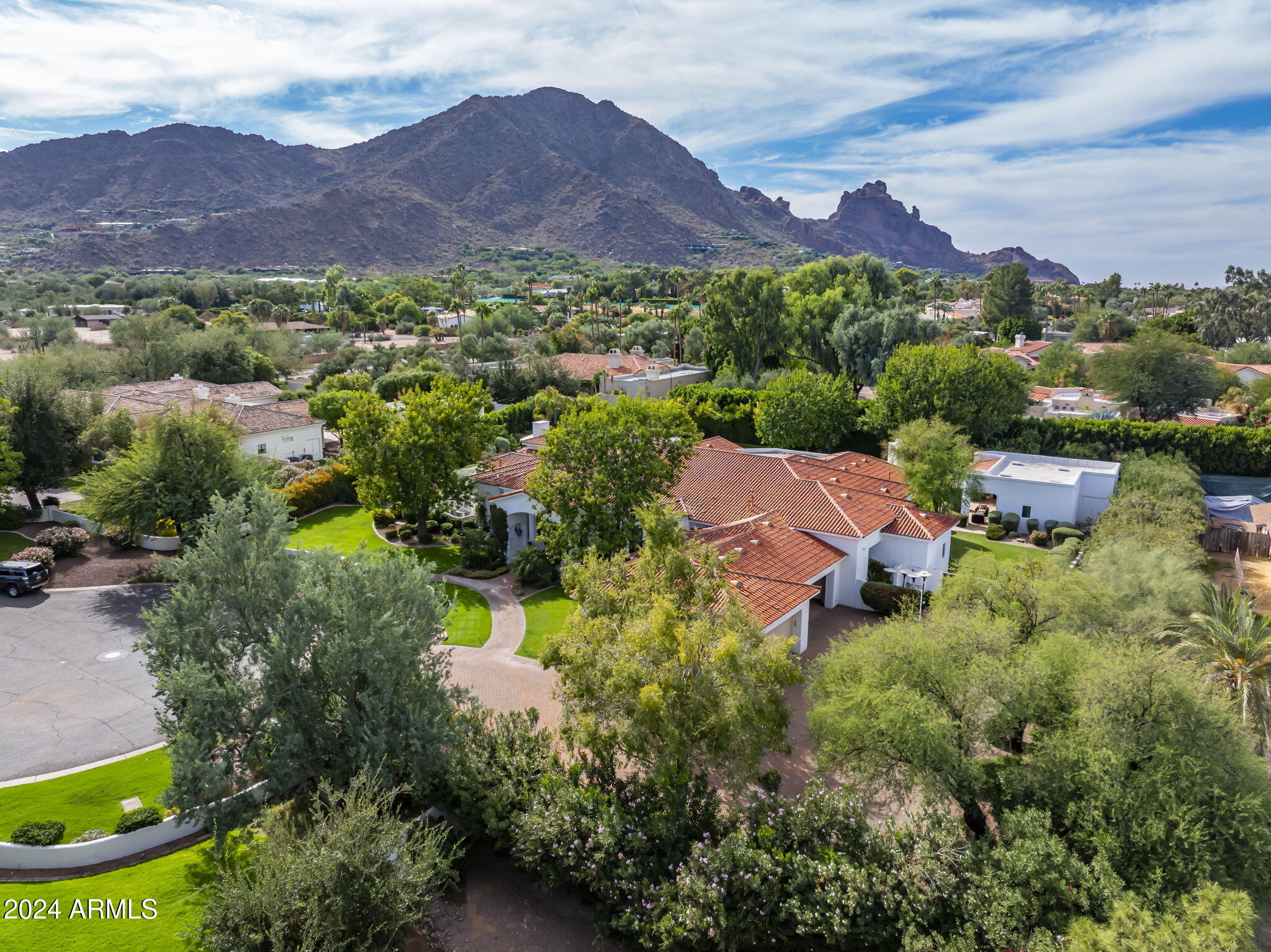 6018 N SAGUARO Road