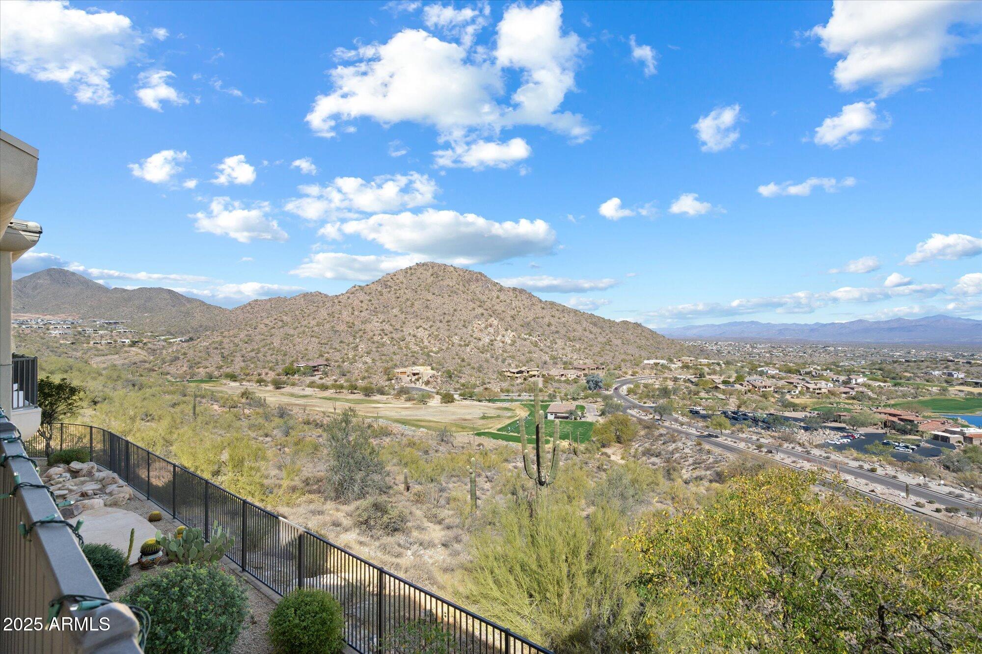 14850 E GRANDVIEW Drive 226