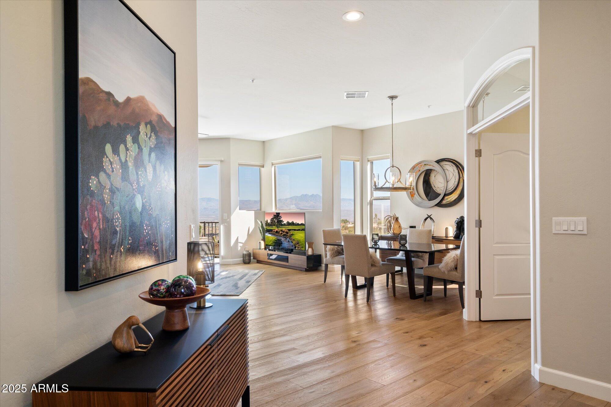 14850 E GRANDVIEW Drive 226