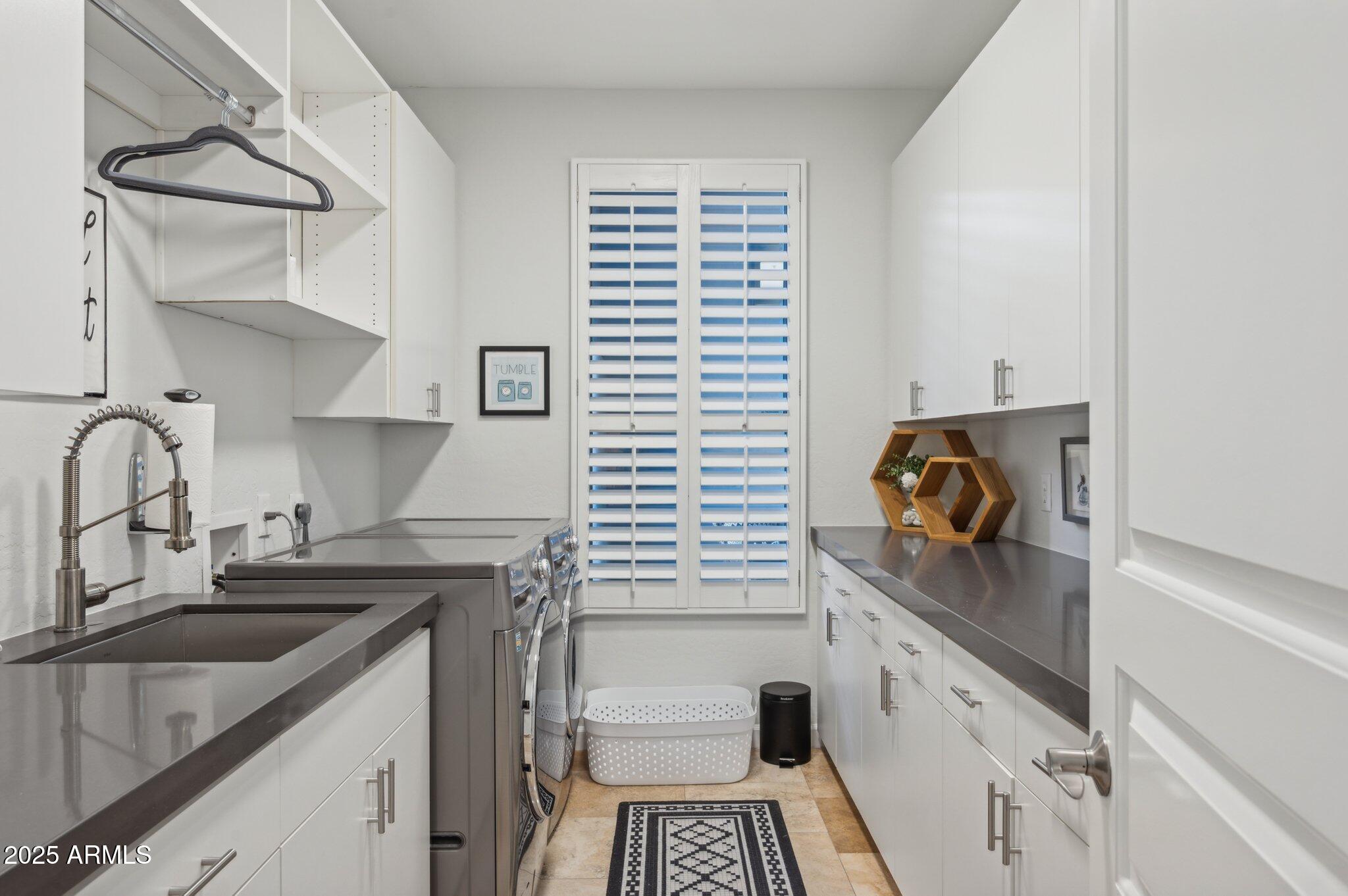 10951 E MIRASOL Circle