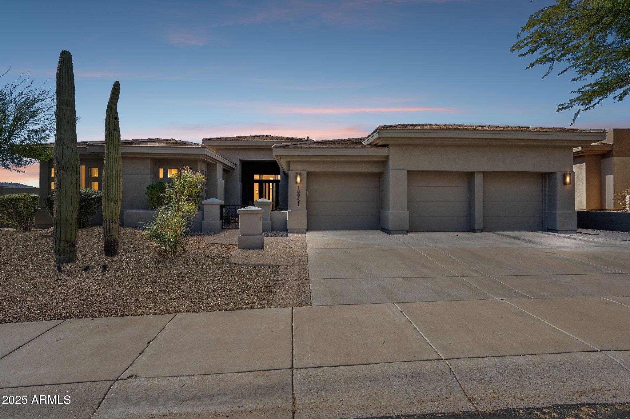 10951 E MIRASOL Circle