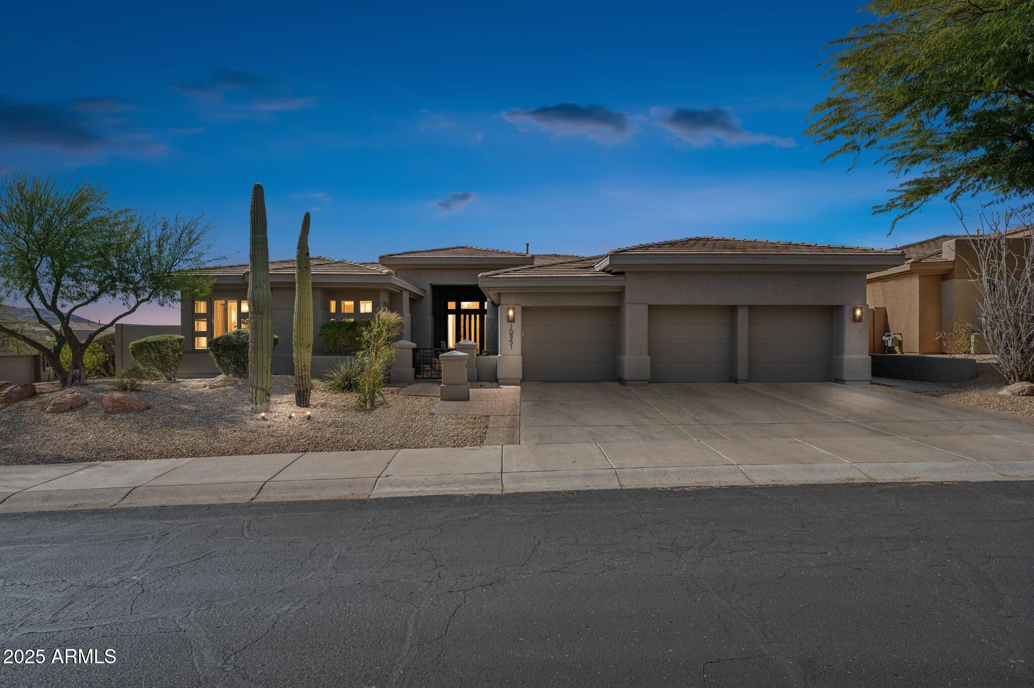 10951 E MIRASOL Circle