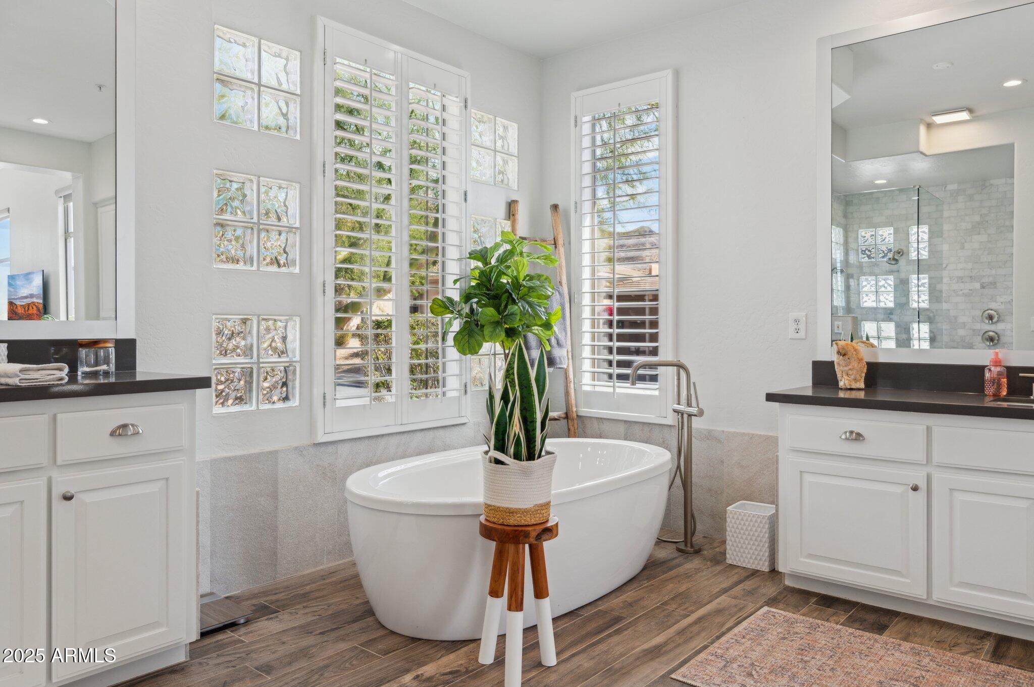 10951 E MIRASOL Circle