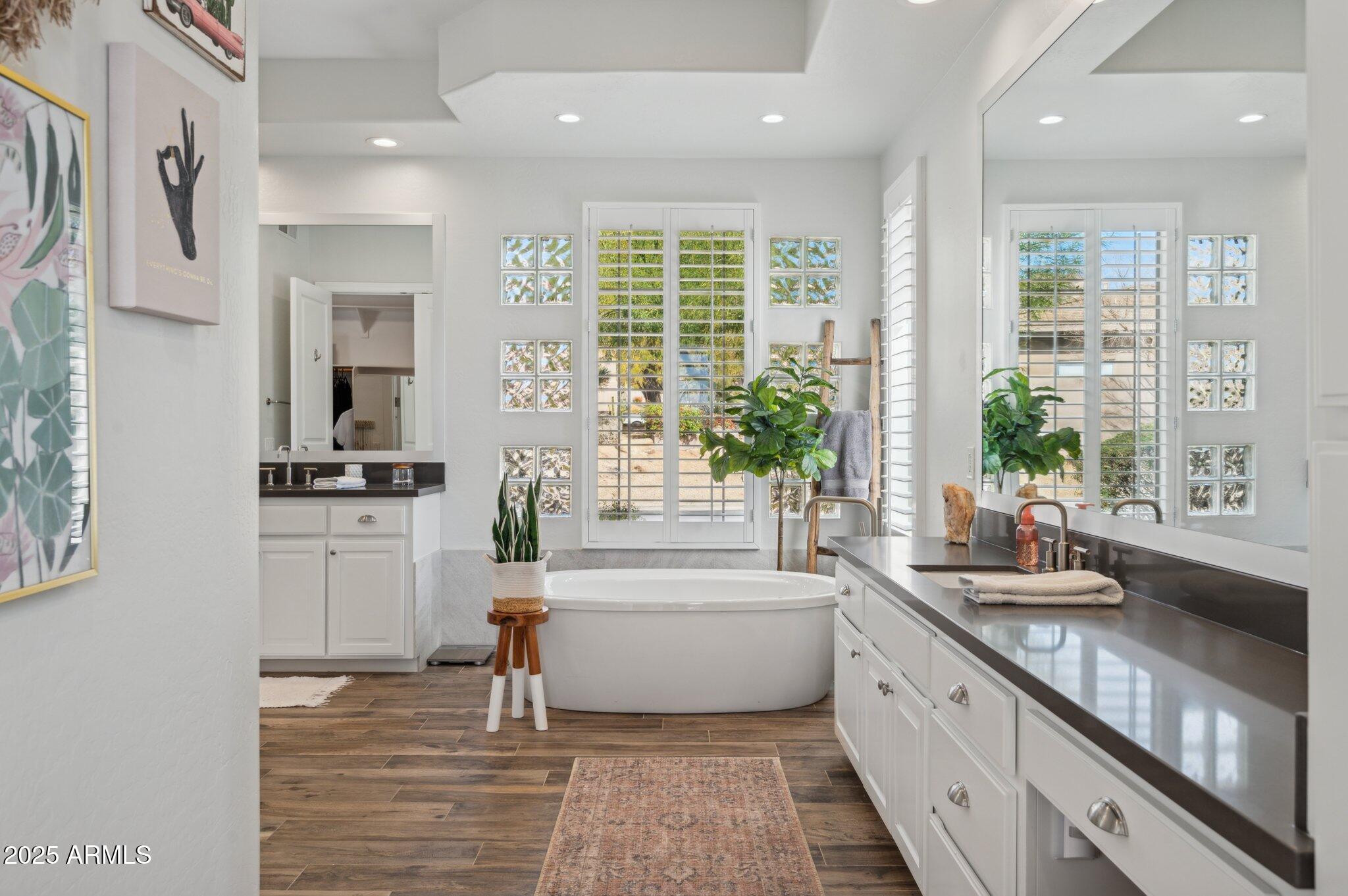 10951 E MIRASOL Circle