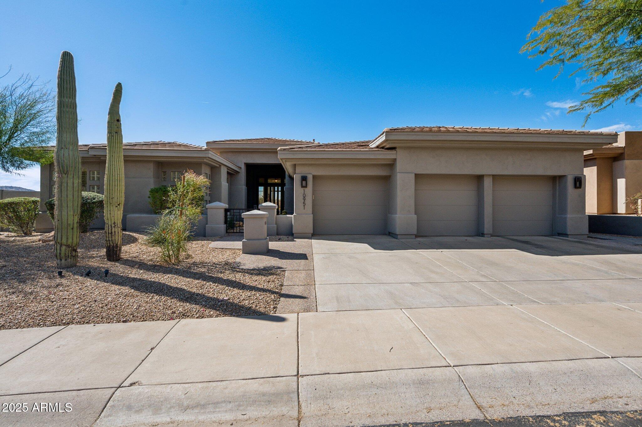 10951 E MIRASOL Circle